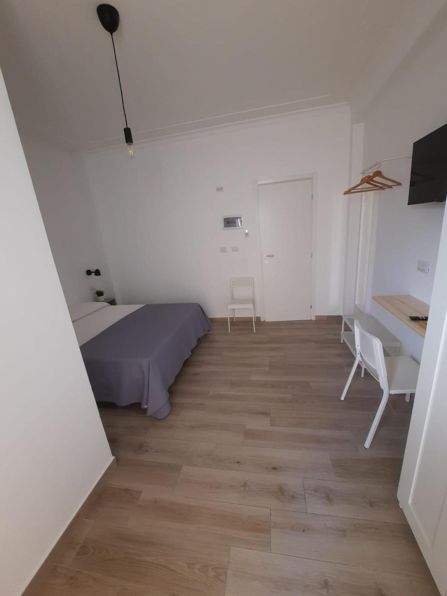 Dimora Sicula Guest House CTA Exteriör bild